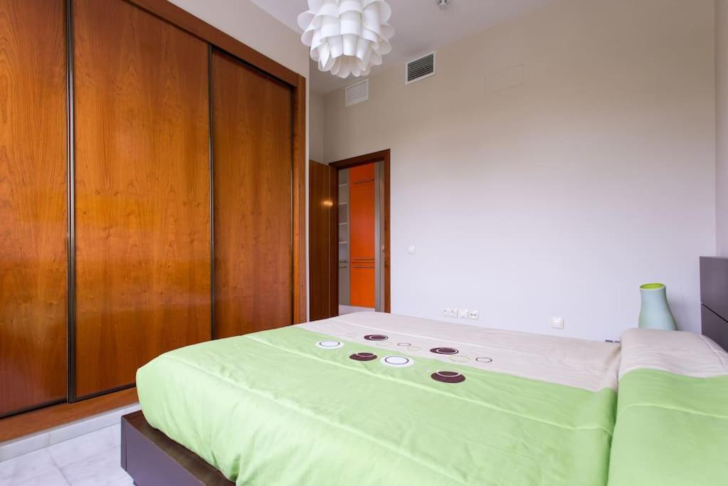 Fibes Apartamento Con Piscina Y Parking Gratis Seville Exterior photo
